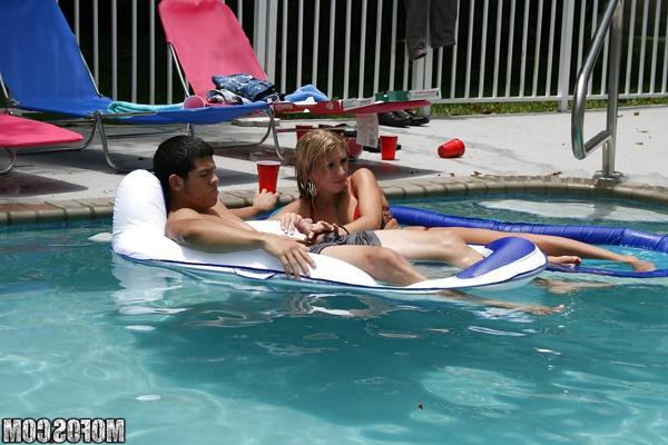 16P Frolic girls in bikini flashing their tits at the pool party