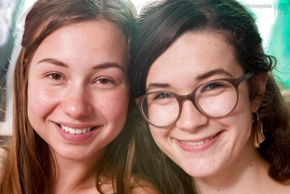 16P All natural dykes Emilia and Sophie undressing each other during sex on bed