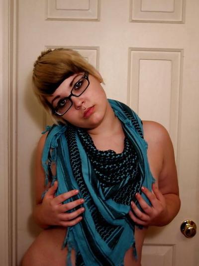 11P Chubby teen with nice ass