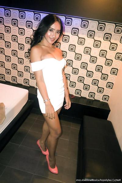 16P Asian ladyboy Natty bending over for bareback ass fucking session