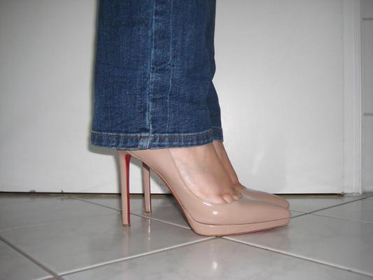 20P Jules new High-Heels! Cum on them and post!