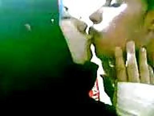11P Arab bitch kissing boyfriend