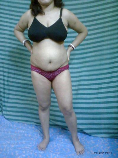 11P Mature indian women niked