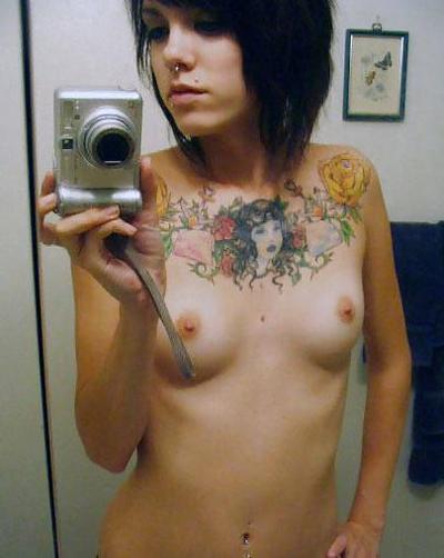 10P Cute Emo Girls