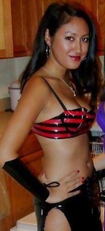 25P Sexy Bitch FB Pics