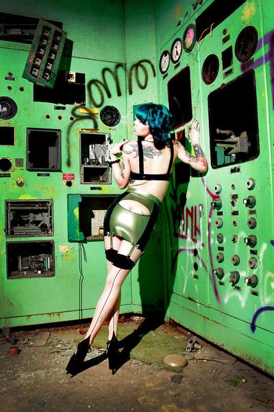 25P Krysta Kaos punk,emo,alt porn hottie to die for.