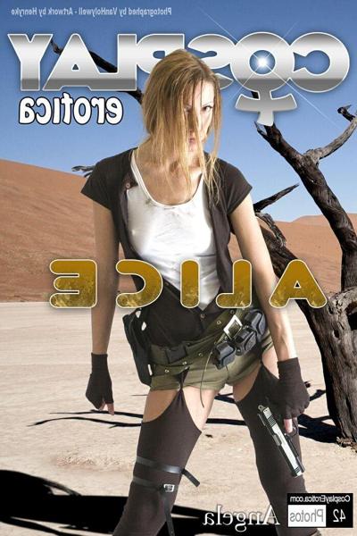 12P La cosplayer caliente Angela está lista para patear traseros