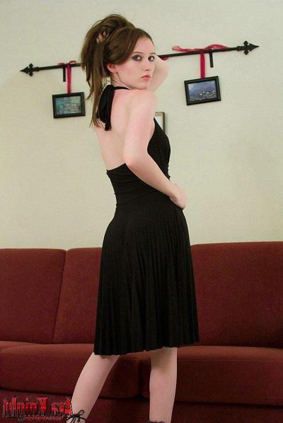 20P Pictures of teen Ava Knight spreading her legs for a hard fuck
