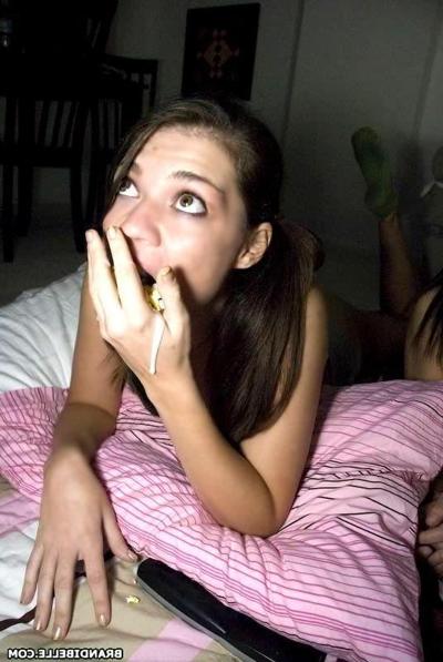 16P Pictures of teen amateur Brandi Belle getting some with her friends