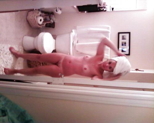 4P Caught nude