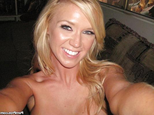 16P Coed girlfriend Dylan Riley with big tits shows her shaved pussy