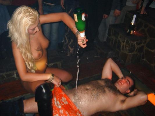 4P At the club