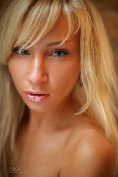 16P Blonde hottie Dasha shows off her super tight body in "Portraits"
