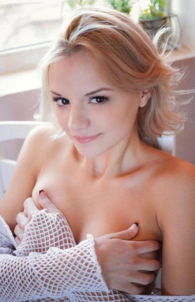 16P Eternal Desire präsentiert AUSGANG feat. Edita Recna