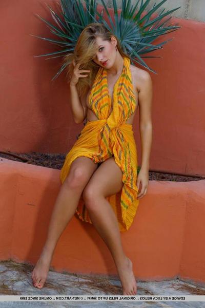 18P Blonde hottie Edwige A exposes her hot nude body just for you