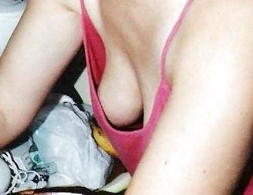 9P Another braless and cleavage