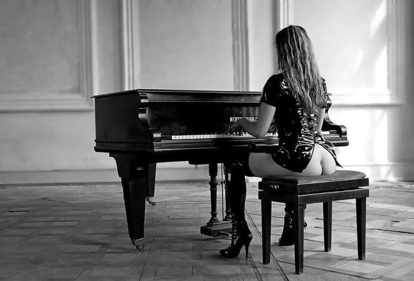 25P Erotic Music Maids - Session 2