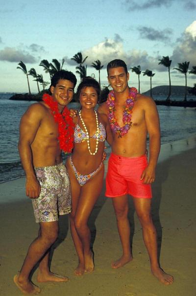 25P Tiffani Thiessen Photos De Pieds