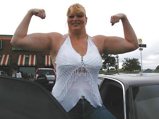8P Tall women