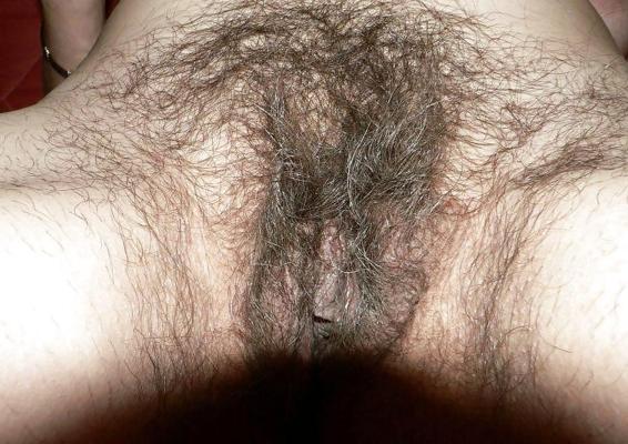 5P HAIRY GRANNY MARTINE