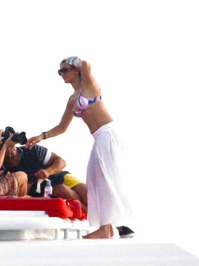 25P Jennifer Lopez Celebrating her birthday in Miami BIKINI Top
