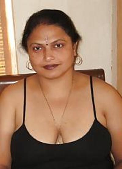 17P Real  indian  aunty nude  booby   body