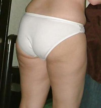 15P My horny english milf
