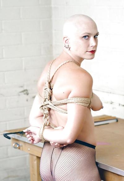 4P Shaved slave