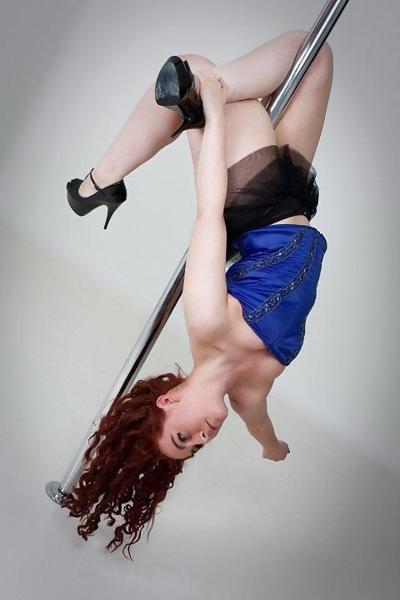 8P Pole Dancing Portfolio