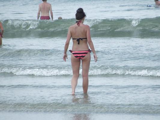 25P More hot sexy beach booty
