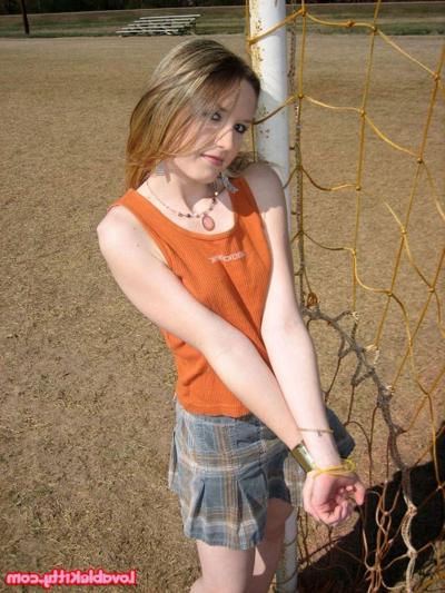 15P Pictures of teen hottie Lovable Kitty showing you up her skirt