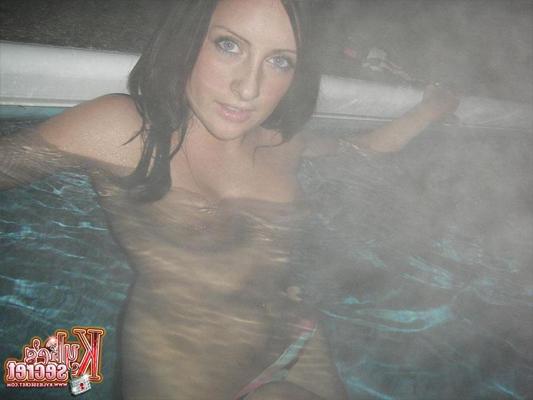 12P Redhead babe Kylie wants you to join her for a late night swim