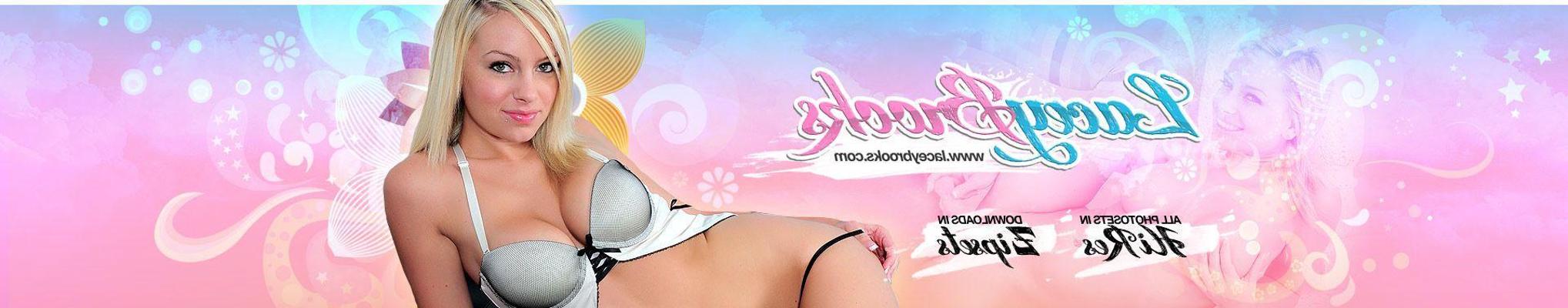 17P Pictures of teen Lacey Brooks threatening you with her vibrator