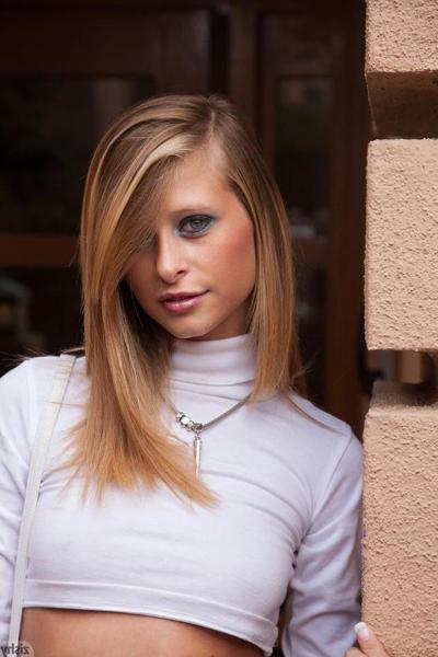 8P Blonde coed Lauren Clare shows you up her skirt outside
