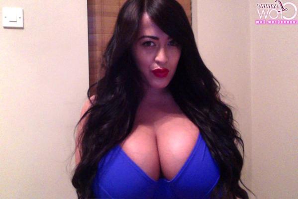 15P Leanne Crow takes some hot selfies of her enormous jugs