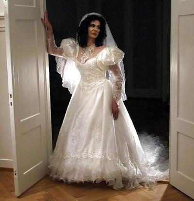22P Sissy brides