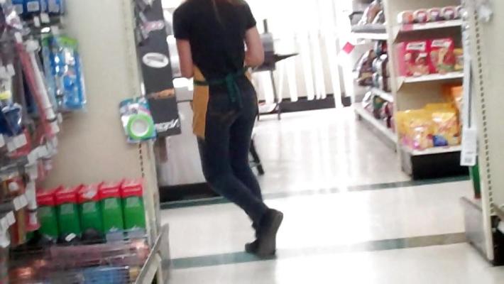 25P Butts & Ass in Bluejeans sehen eng aus