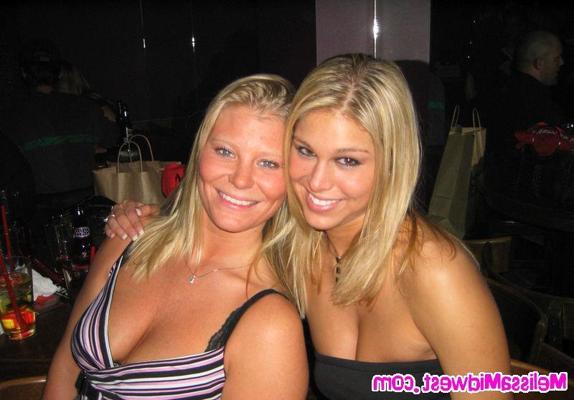 15P Melissa Midwest out partying