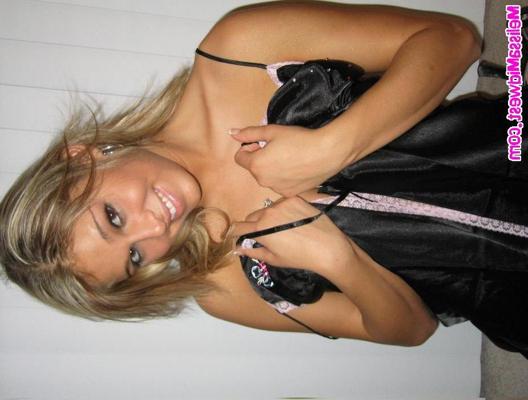 15P Melissa in a hot black lingerie
