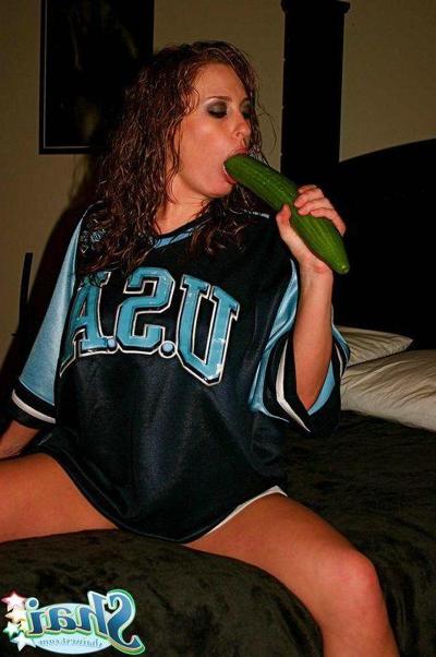20P Pictures of Shai West fucking a giant cucumber