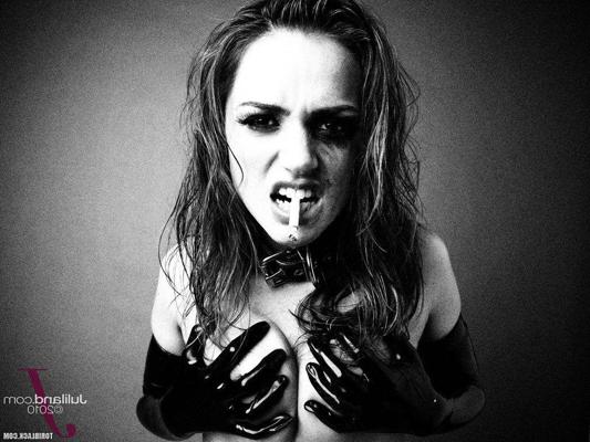 15P Pictures of Tori Black all scary for a belated Halloween
