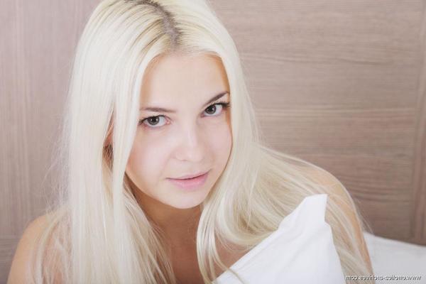 16P Blonde teen Vika D gets totally nude for you in bed