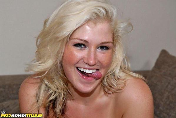 20P Pictures of Brittany Hart getting fucked hard and jizzed on