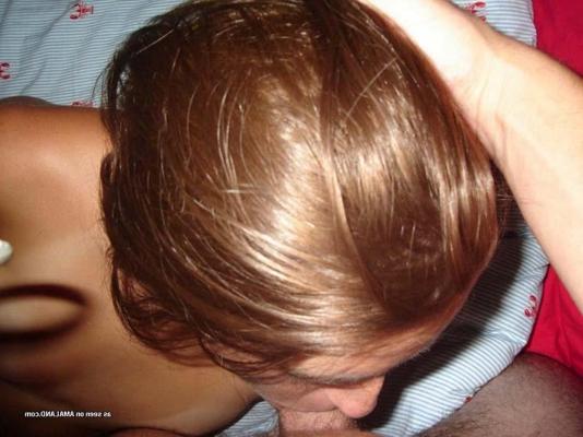 16P Pictures of a naughty amateur girlfriend playing with herself
