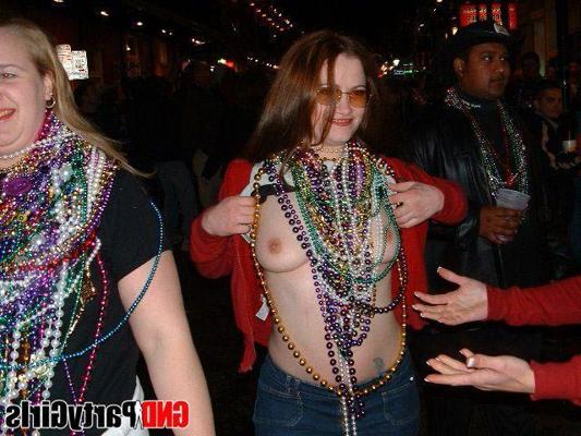 12P Pictures of drunk teens flashing