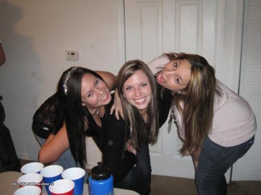 14P Nice picture compilation of sexy non-nude girlfriends