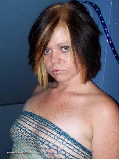 15P Picture selection of two naughty sexy amateur hotties showing off