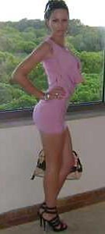 15P Random non nude girls