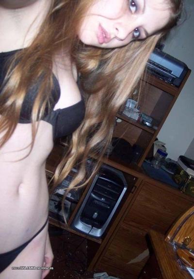 16P Pictures of an incredible girlfriend showing off