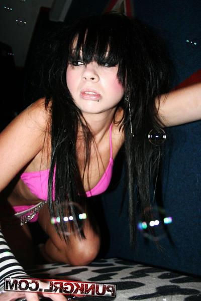 20P Pictures of Dark Dolly wearing a sexy bikini